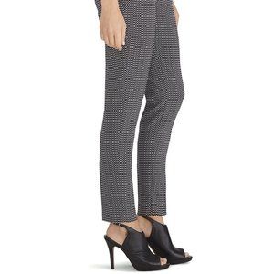 PRINTED CREPE TAPERED ANKLE PANTS STYLE: 570134294